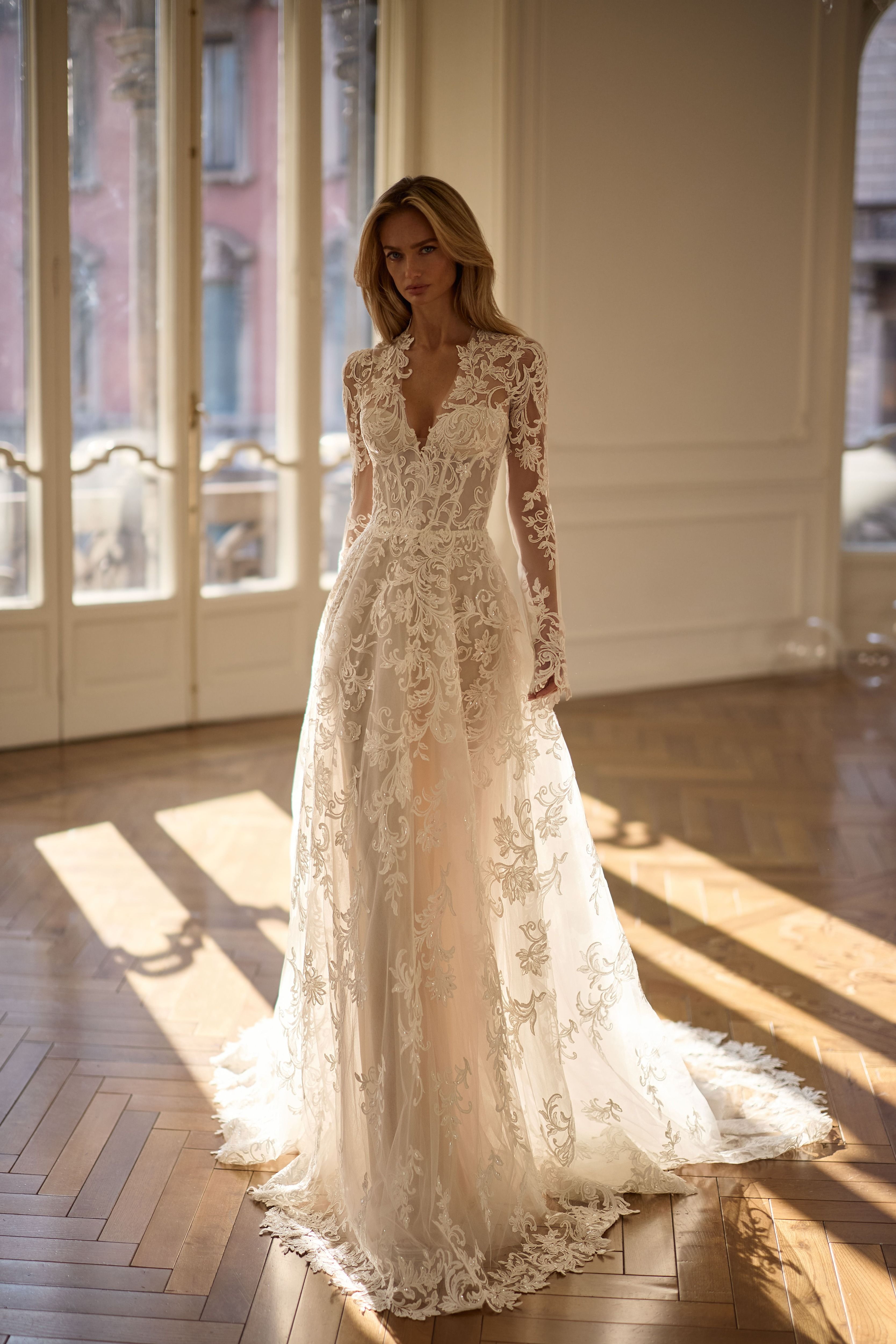 Coral - Wedding Dress | Milla Nova Coral - Wedding Dress | Milla Nova