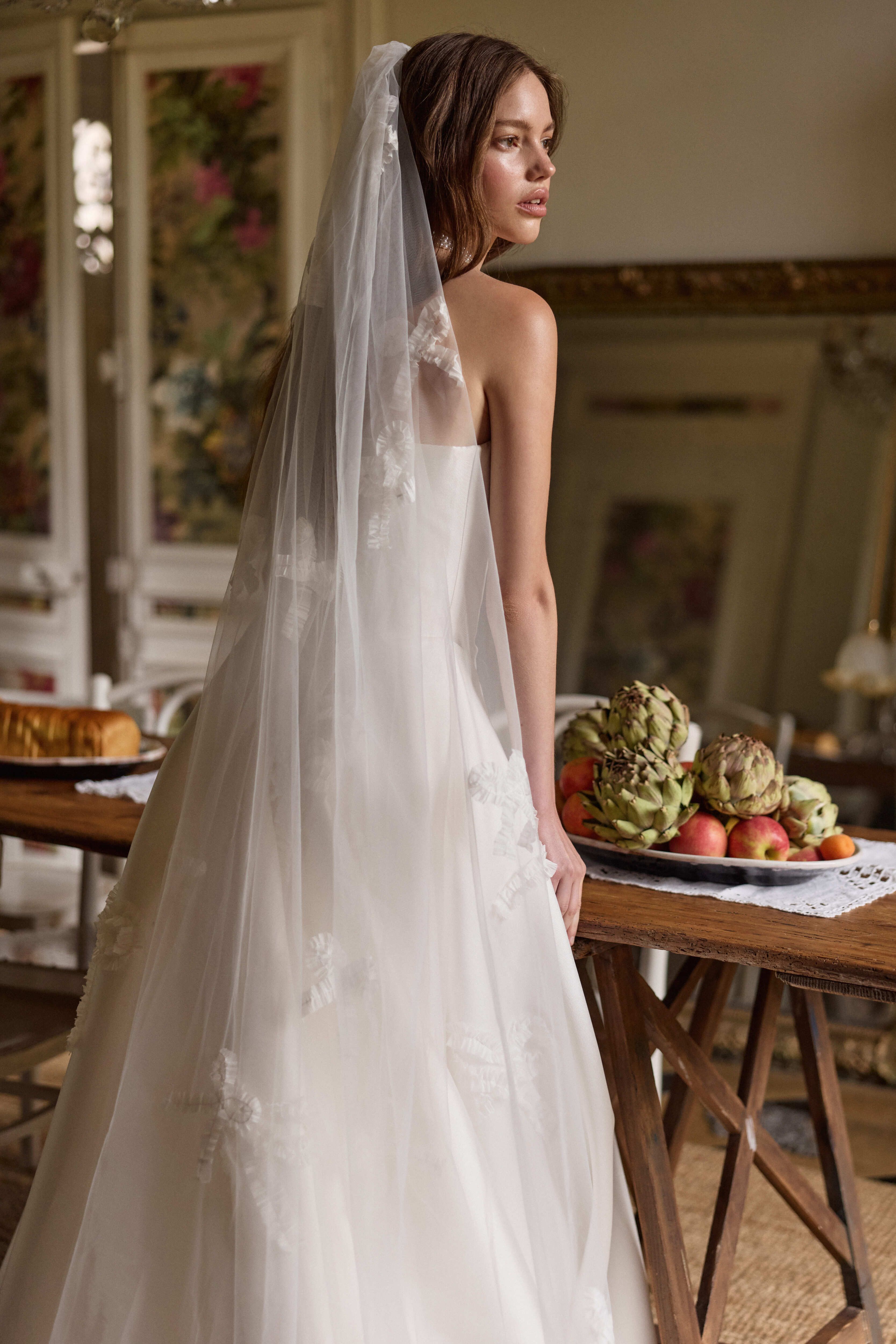 8905_Miloura_veil_a00b6a897a.jpeg