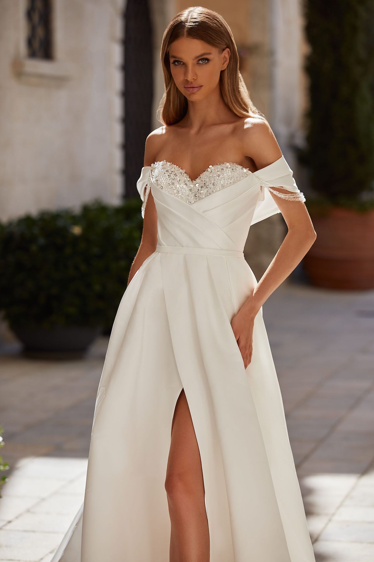 Eduarda Dresses