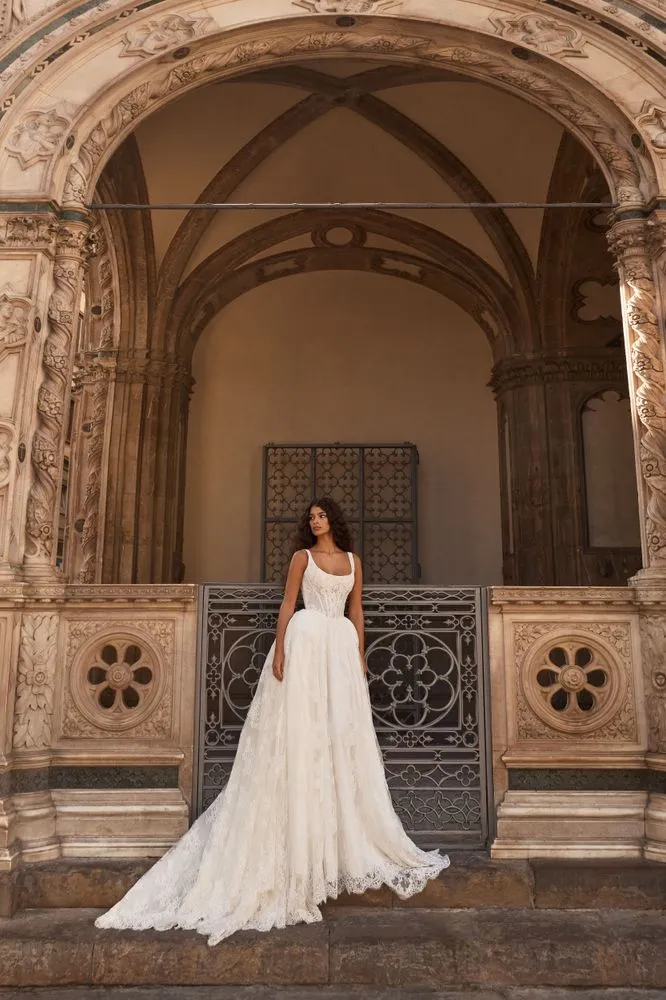 Raphaella vestidos