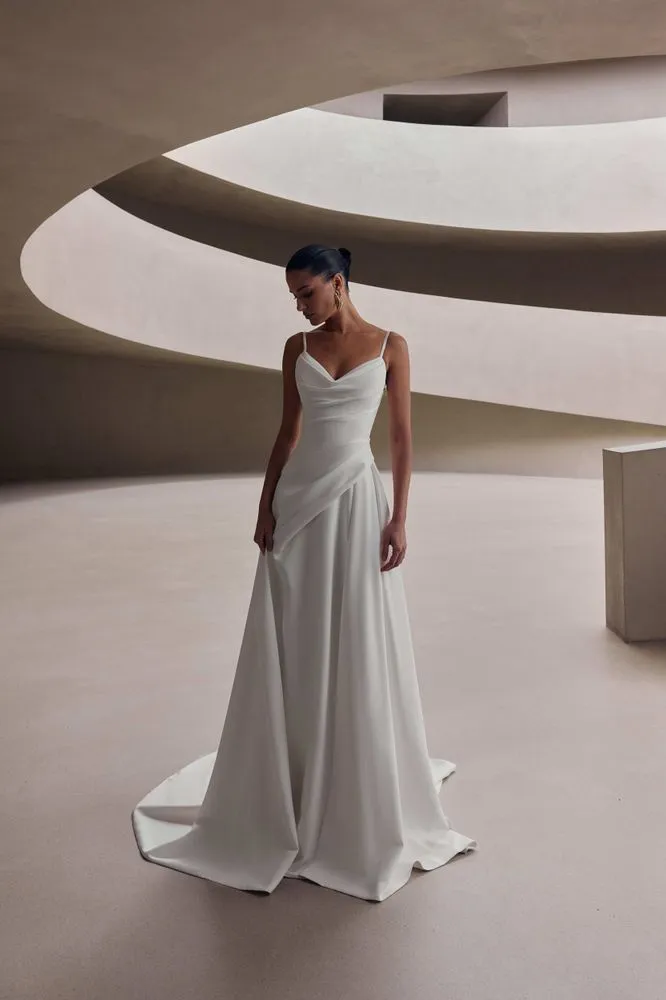 Calverra dress