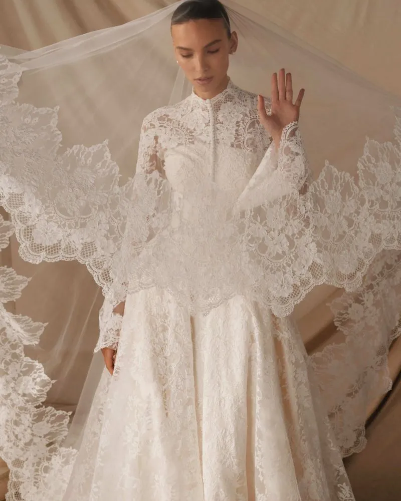 Taline veil accessories