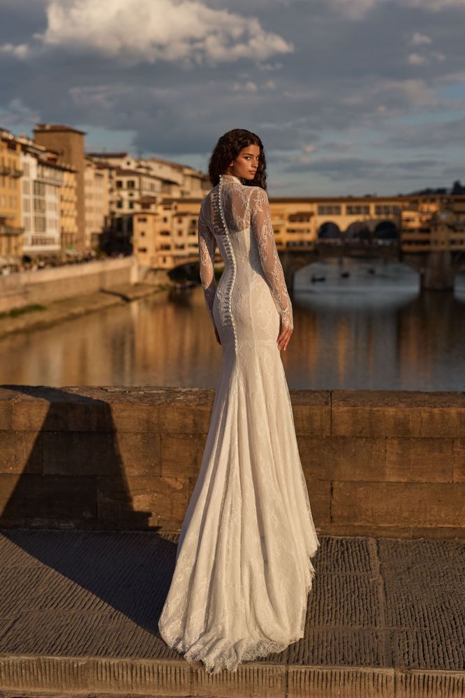 Caravellia dress