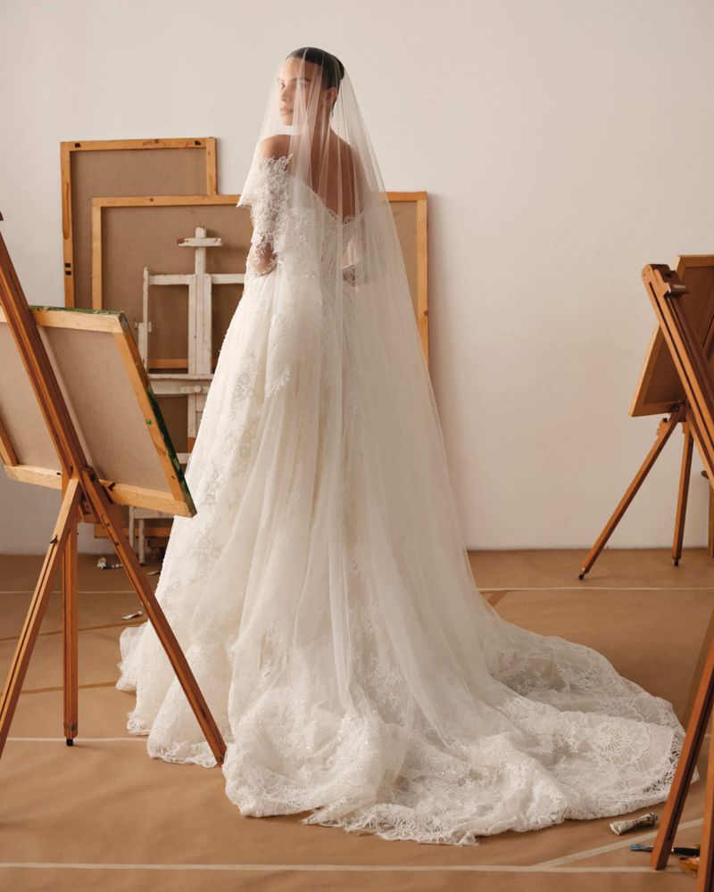 Donatella suknie