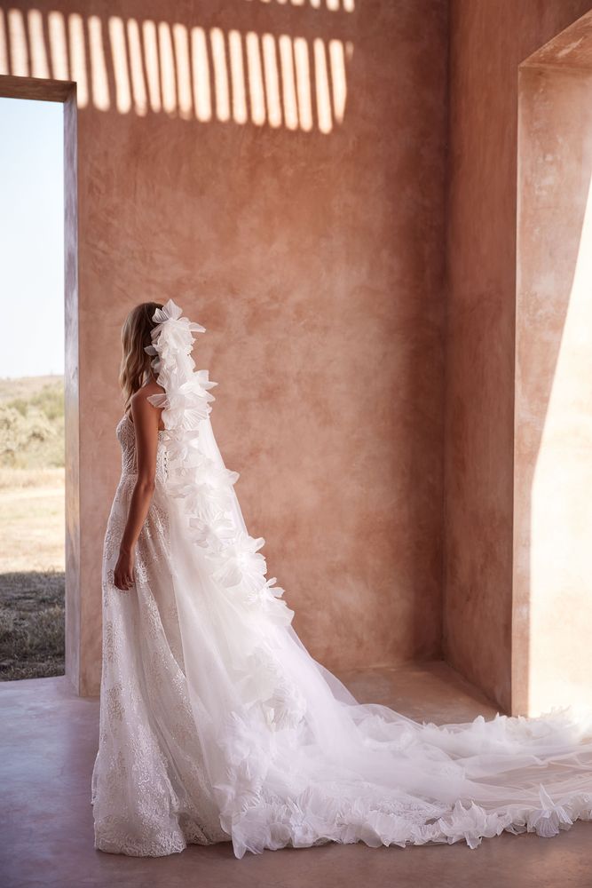 Veil Clemence accessories