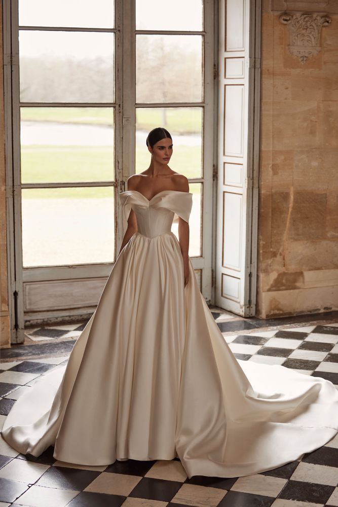 Mirabella vestidos