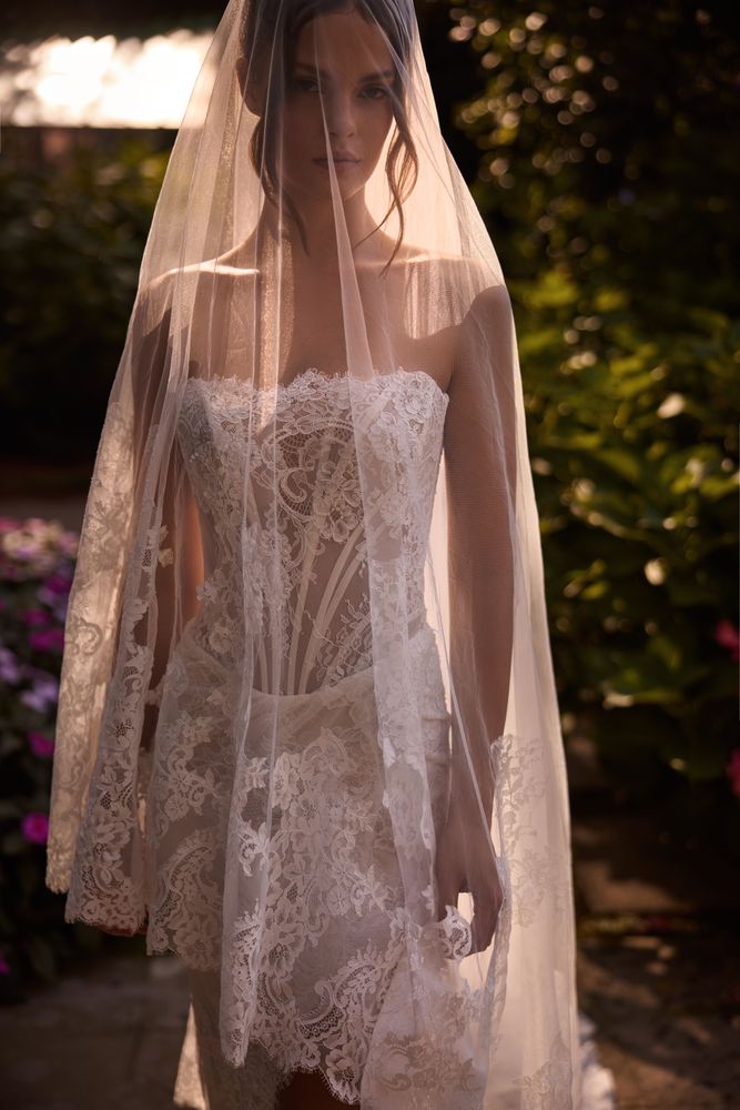 Rhona veil accessories