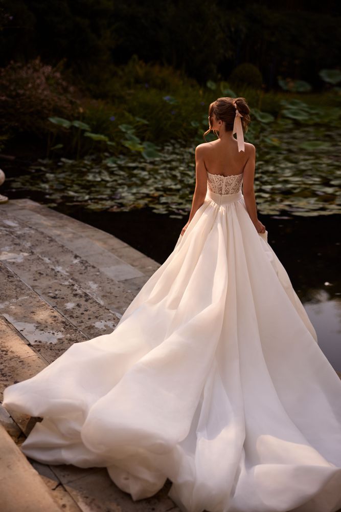 Rhona skirt accessories