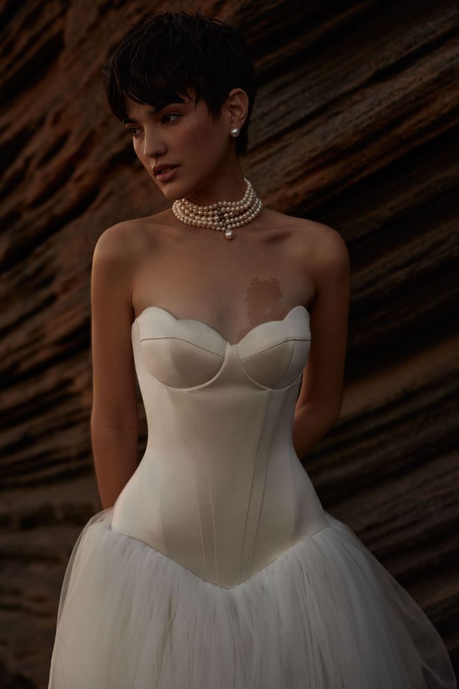 Lumiere necklace accessories