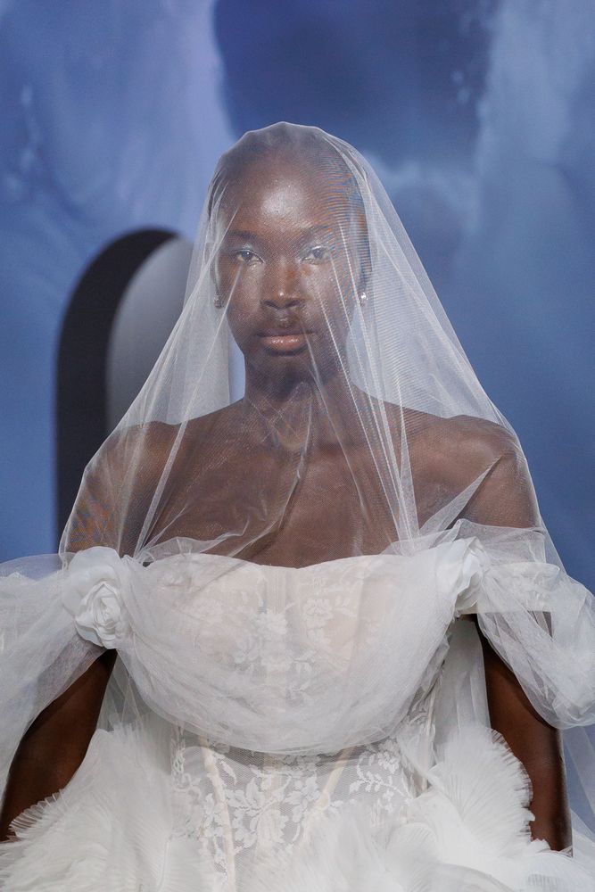 Vionne veil accessories